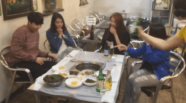 35f82c67a17962b7277da0d014acb90d_1525856434_7359.gif